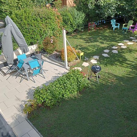 Chez Papinette, Proche Gare Et Centre, Pdj Compris Apartment Ниор Екстериор снимка
