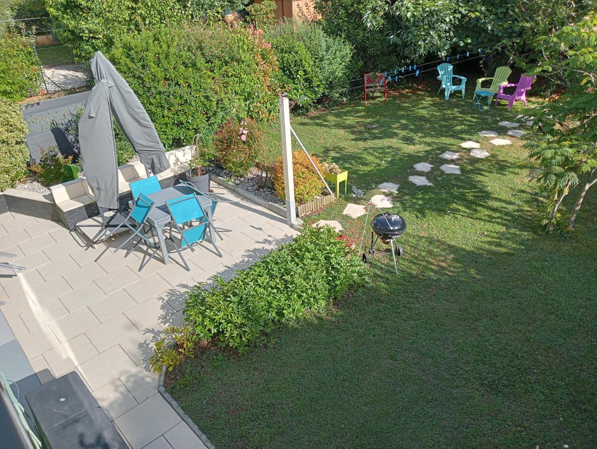 Chez Papinette, Proche Gare Et Centre, Pdj Compris Apartment Ниор Екстериор снимка